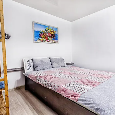 406 Lighthouse Apartments Arbat- Traveler'S Choice Almaty Exterior photo